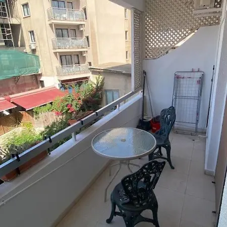 Triton Finikoudes Apartment Larnaca